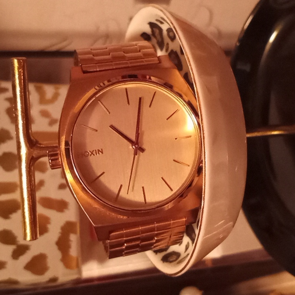 Nixon Minimal The Time Teller Watch - Picture 2 of 4
